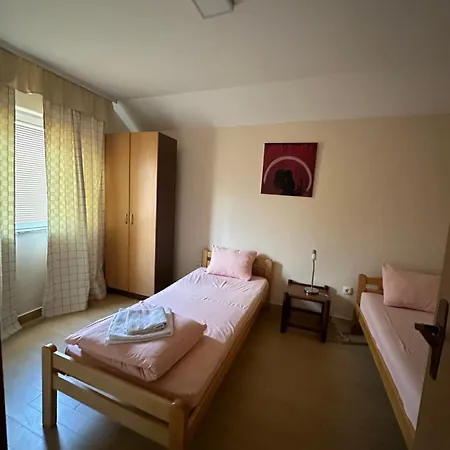 Apartment Veljkovic - Sobe & 